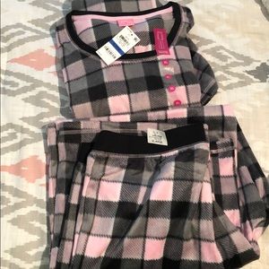 2 piece flannel long sleeve pajama set